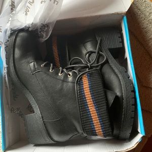 Women’s Rouge Black Booties